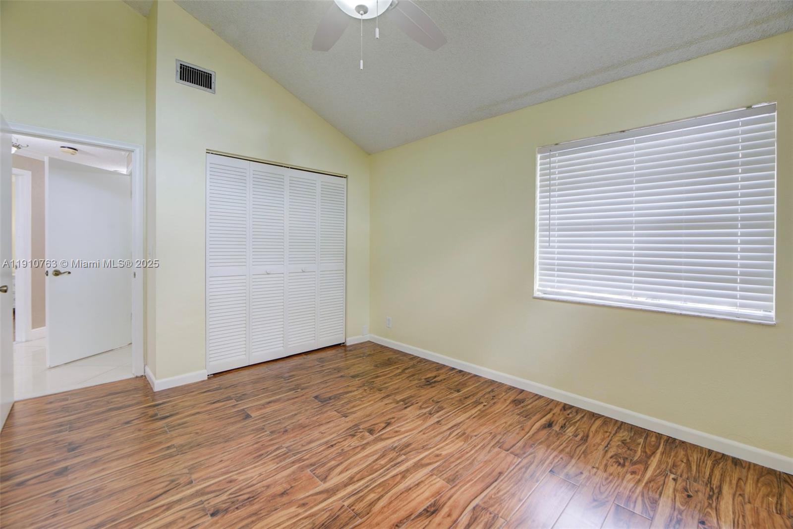 CYPRESS GLEN - Residential