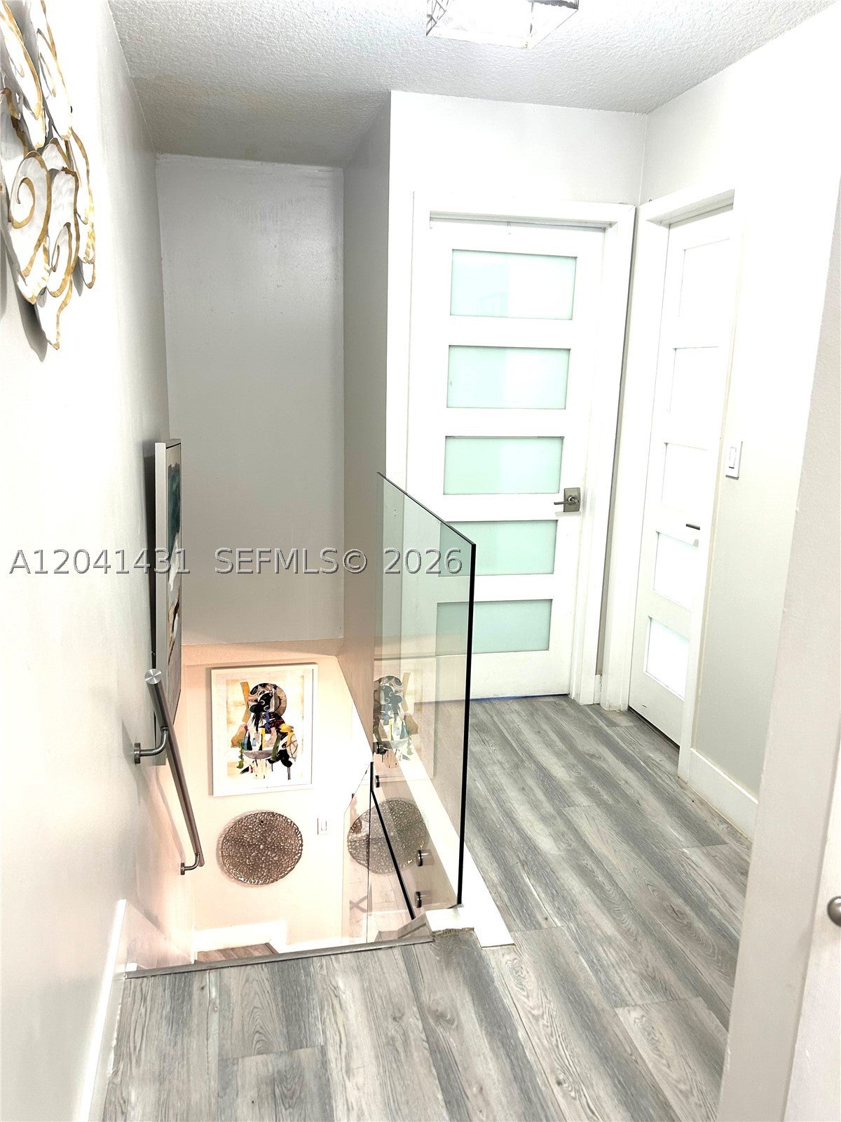 9835 Riverside Dr 7-39