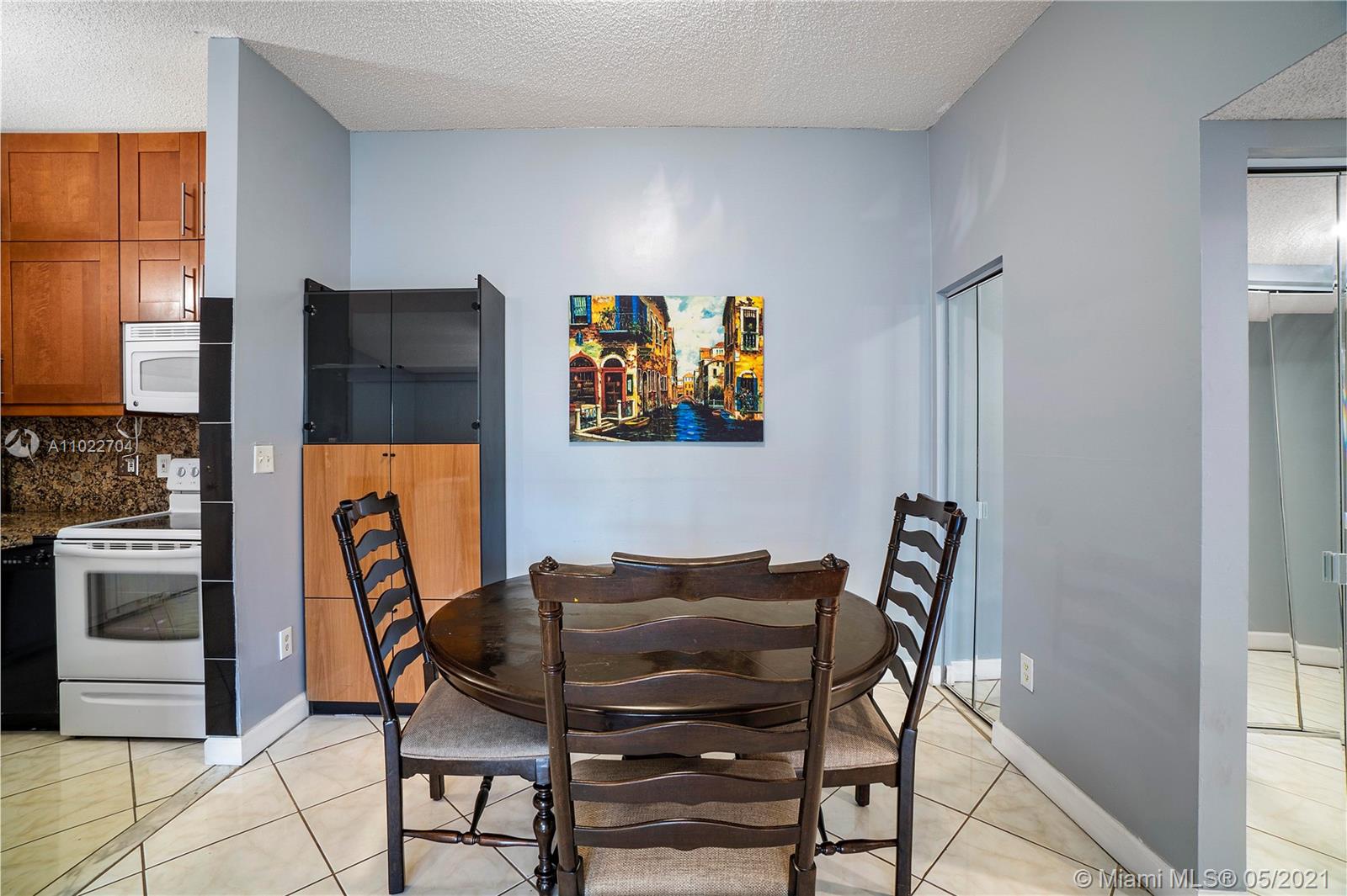 BELFORT H CONDO - Residential