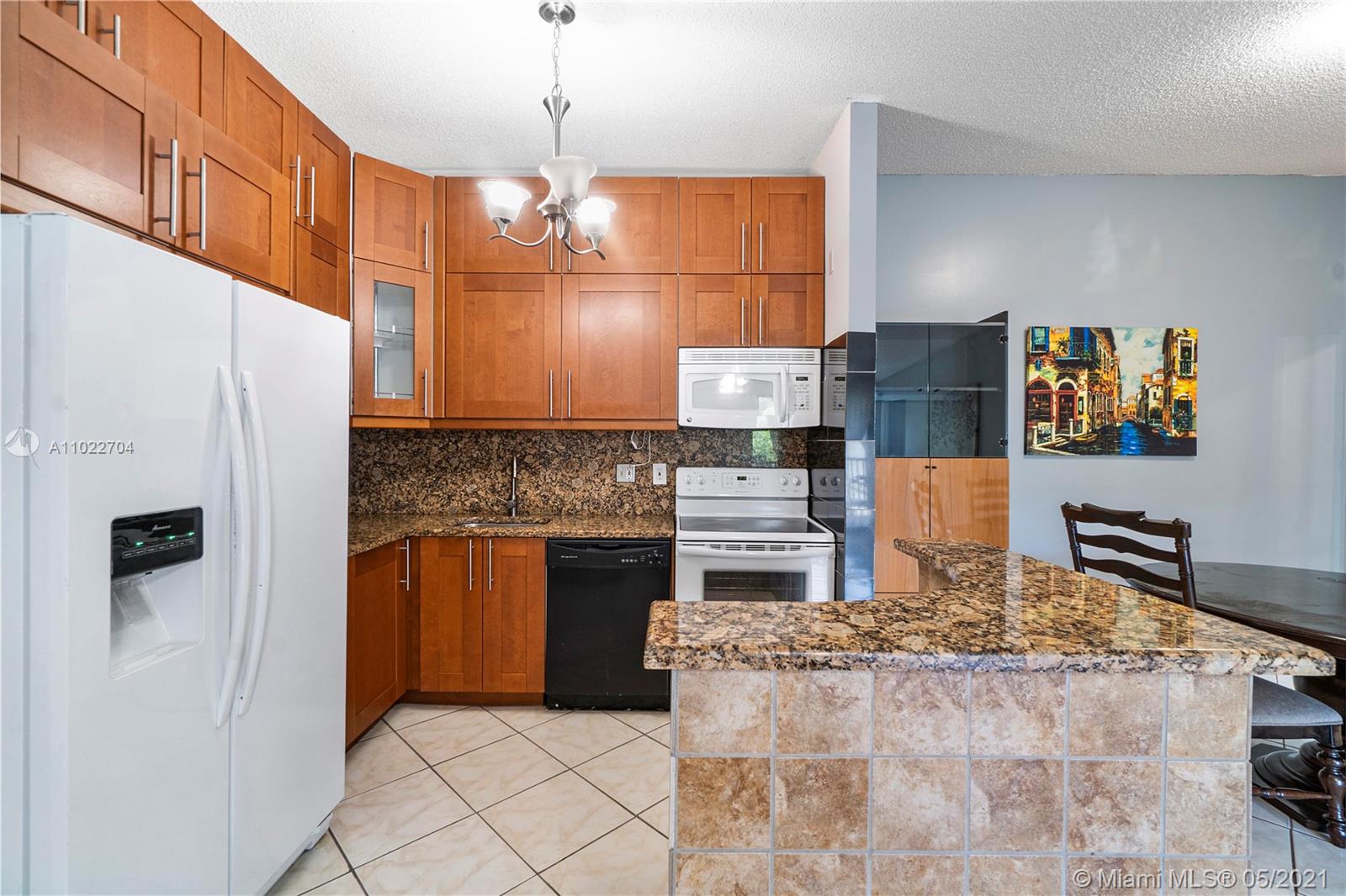 BELFORT H CONDO - Residential