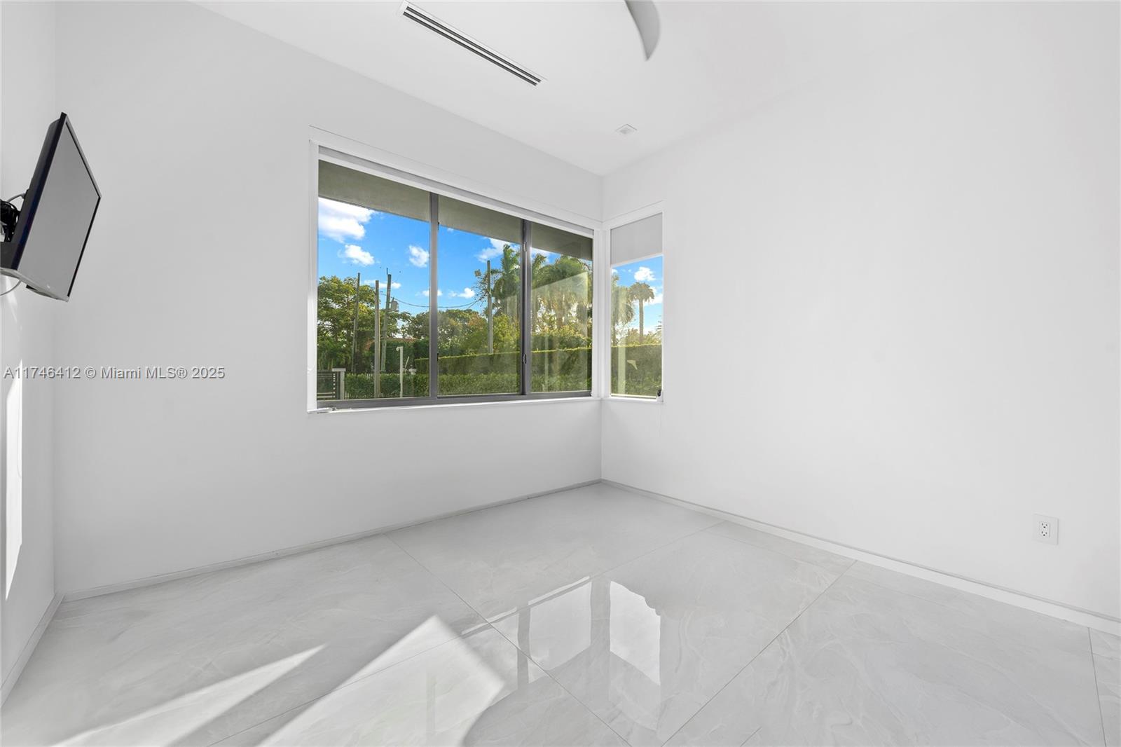 MILLER DRIVE ESTATES - Residential