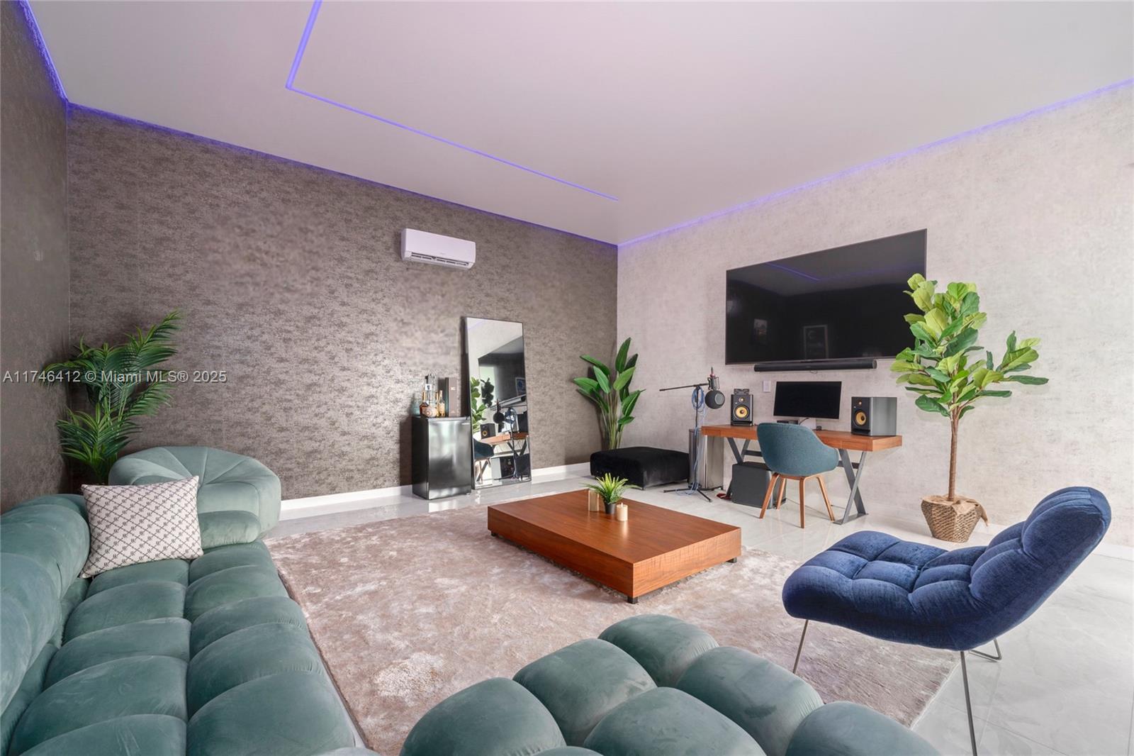 MILLER DRIVE ESTATES - Residential