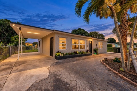 Photo of 2308 NW 13th Ct, Fort Lauderdale, FL 33311 (MLS # A12098780)