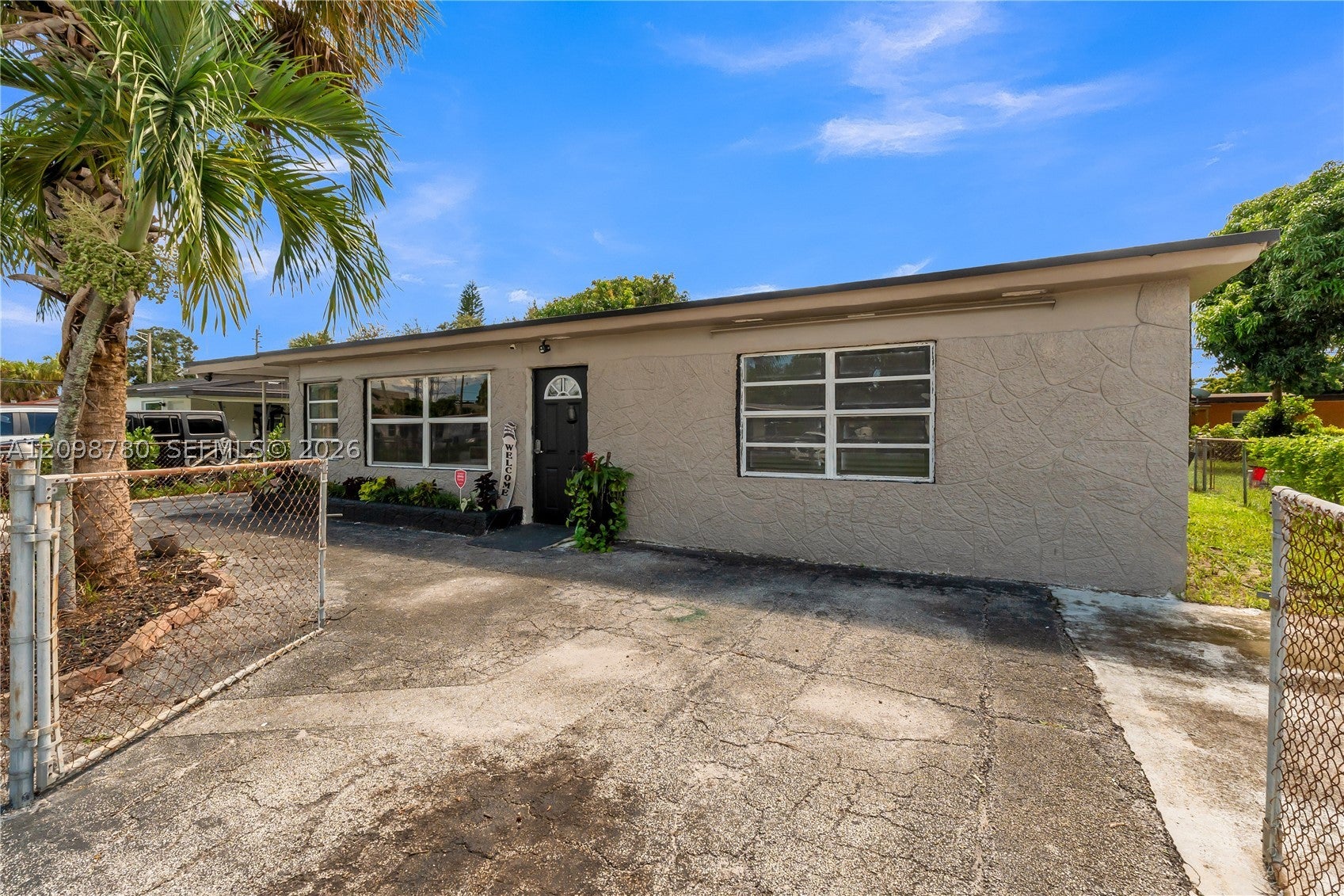 2308 NW 13th Ct, Fort Lauderdale FL 33311