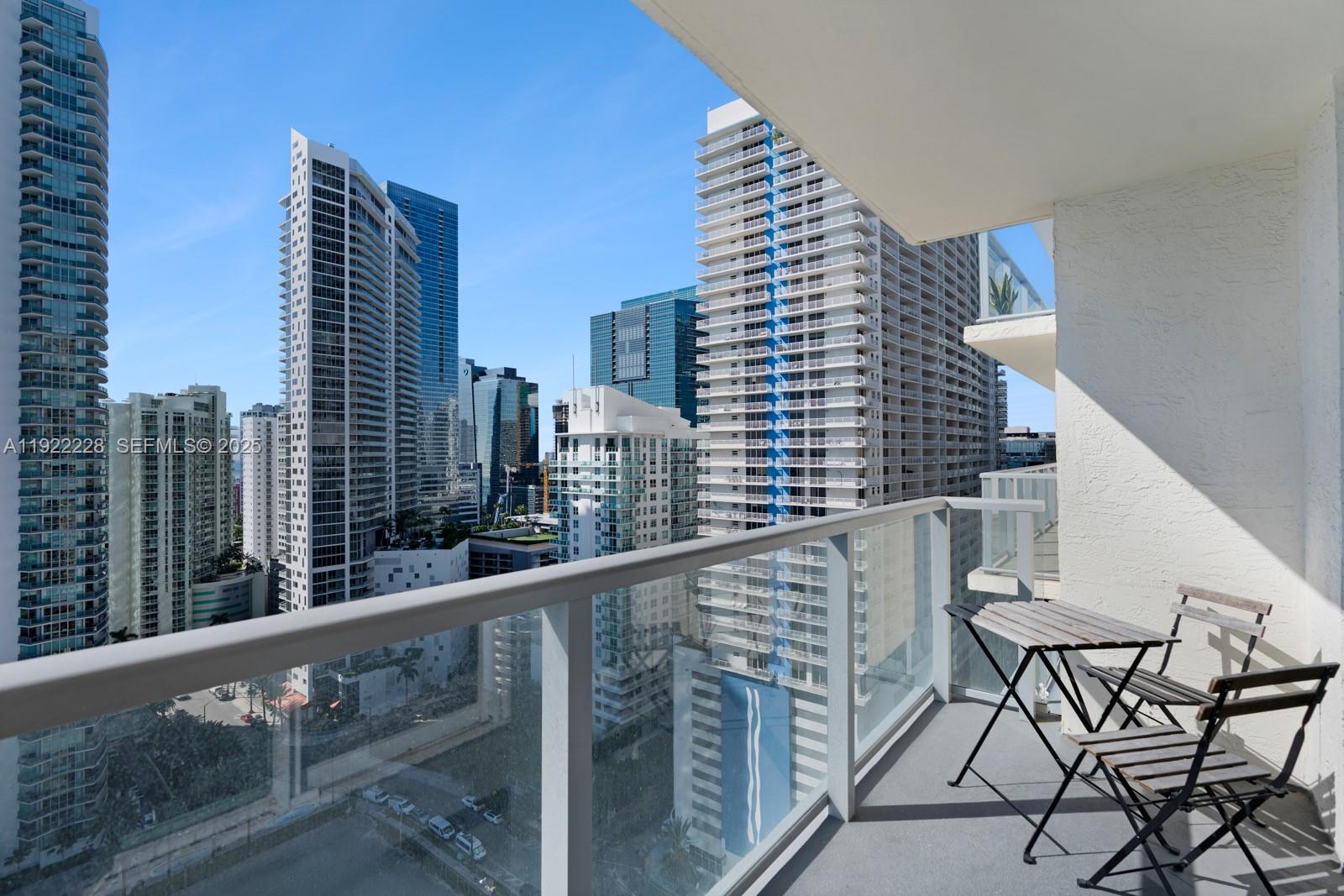 THE MARK ON BRICKELL COND - Residential