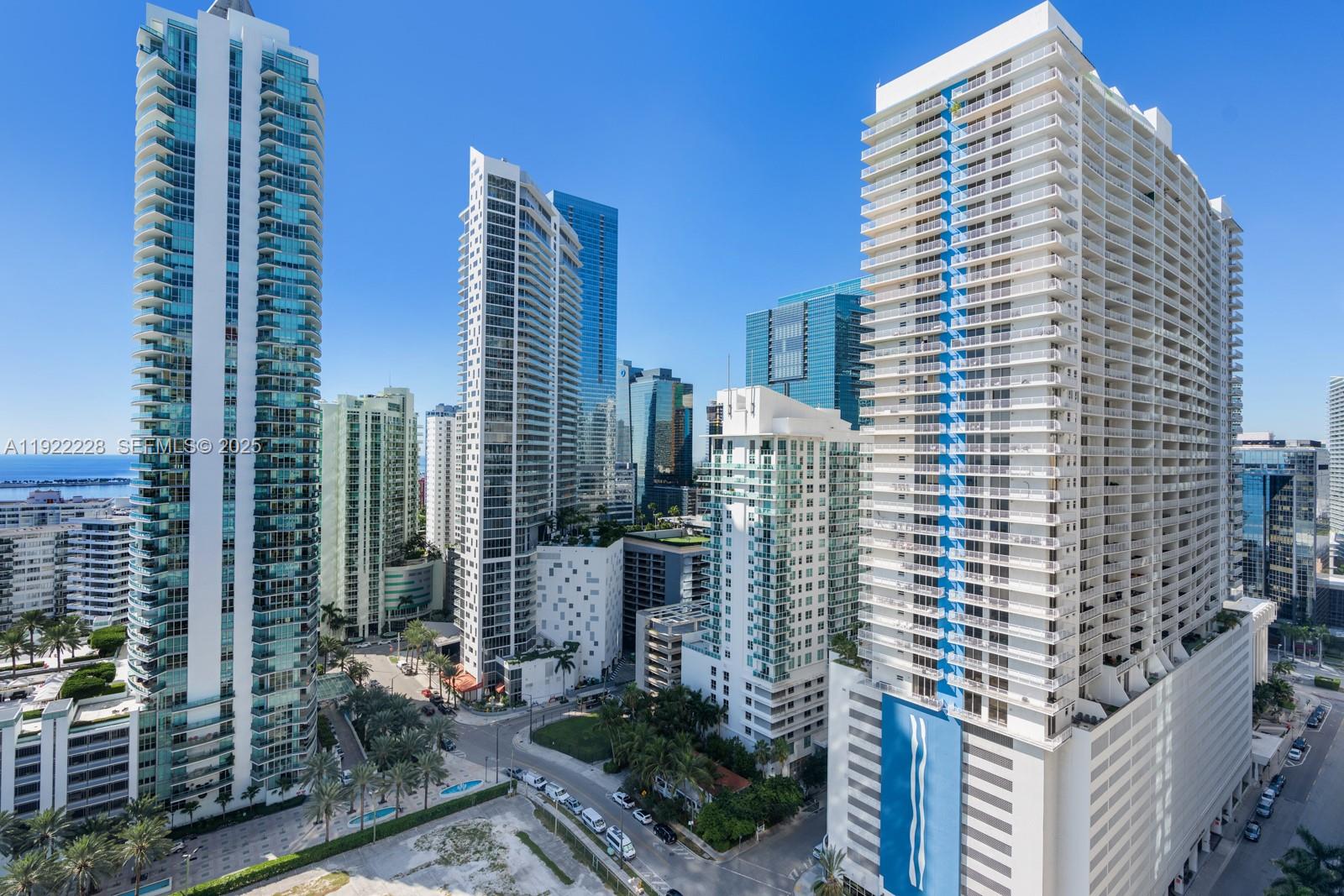 THE MARK ON BRICKELL COND - Residential