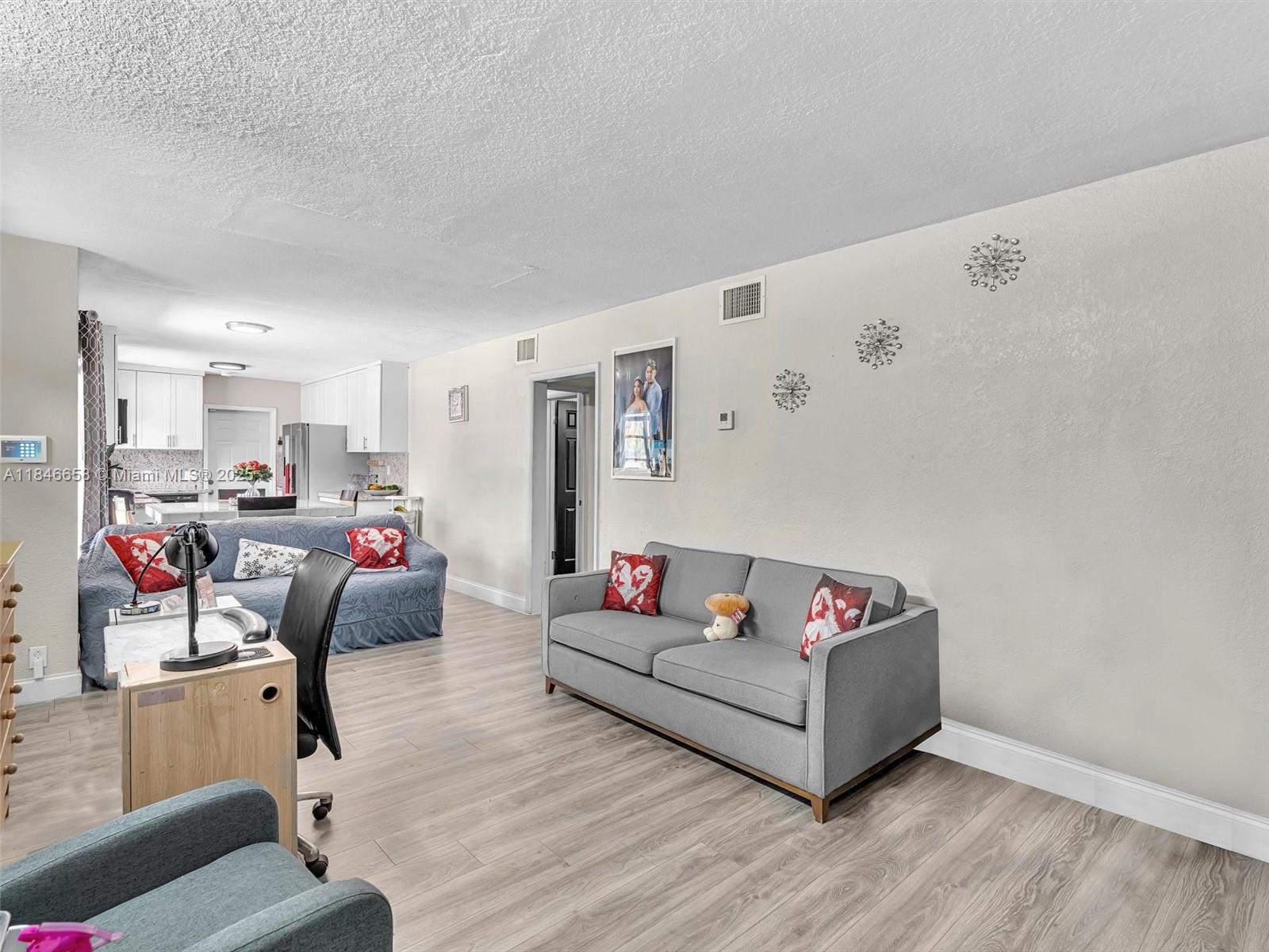 HILLMONT HGTS REV & ADD - Residential