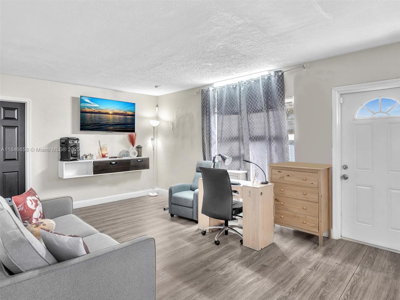 HILLMONT HGTS REV & ADD - Residential