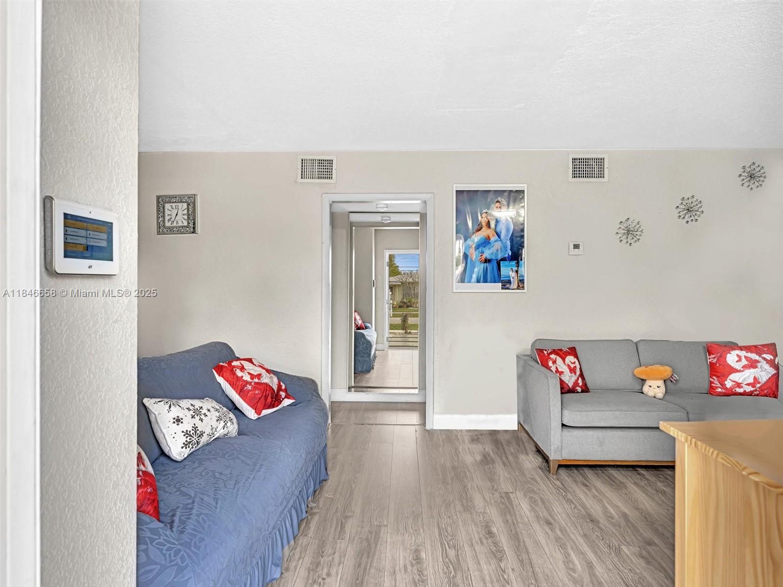 HILLMONT HGTS REV & ADD - Residential