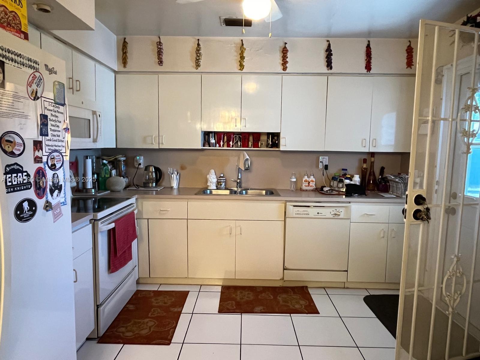 1422 NW 196th St