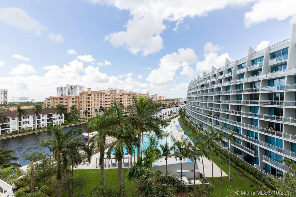 EASTSIDE AT AVENTURA COND - Residential