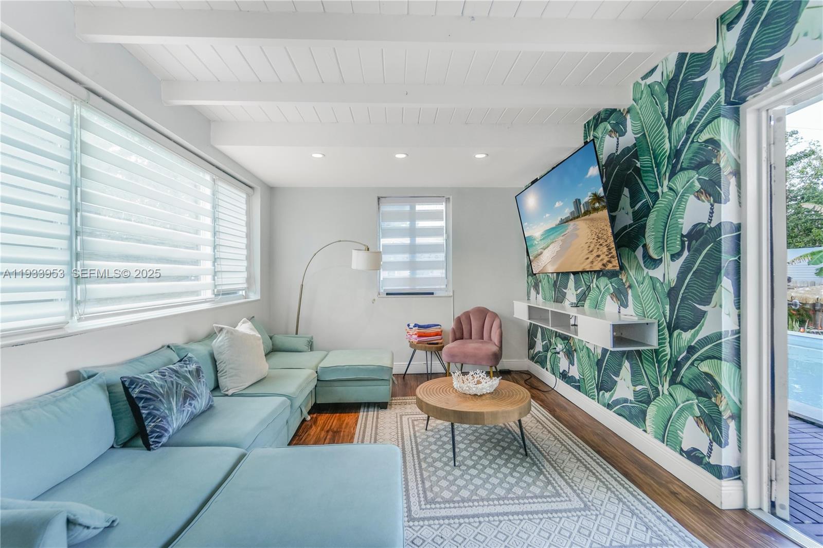 LA PALOMA - Residential