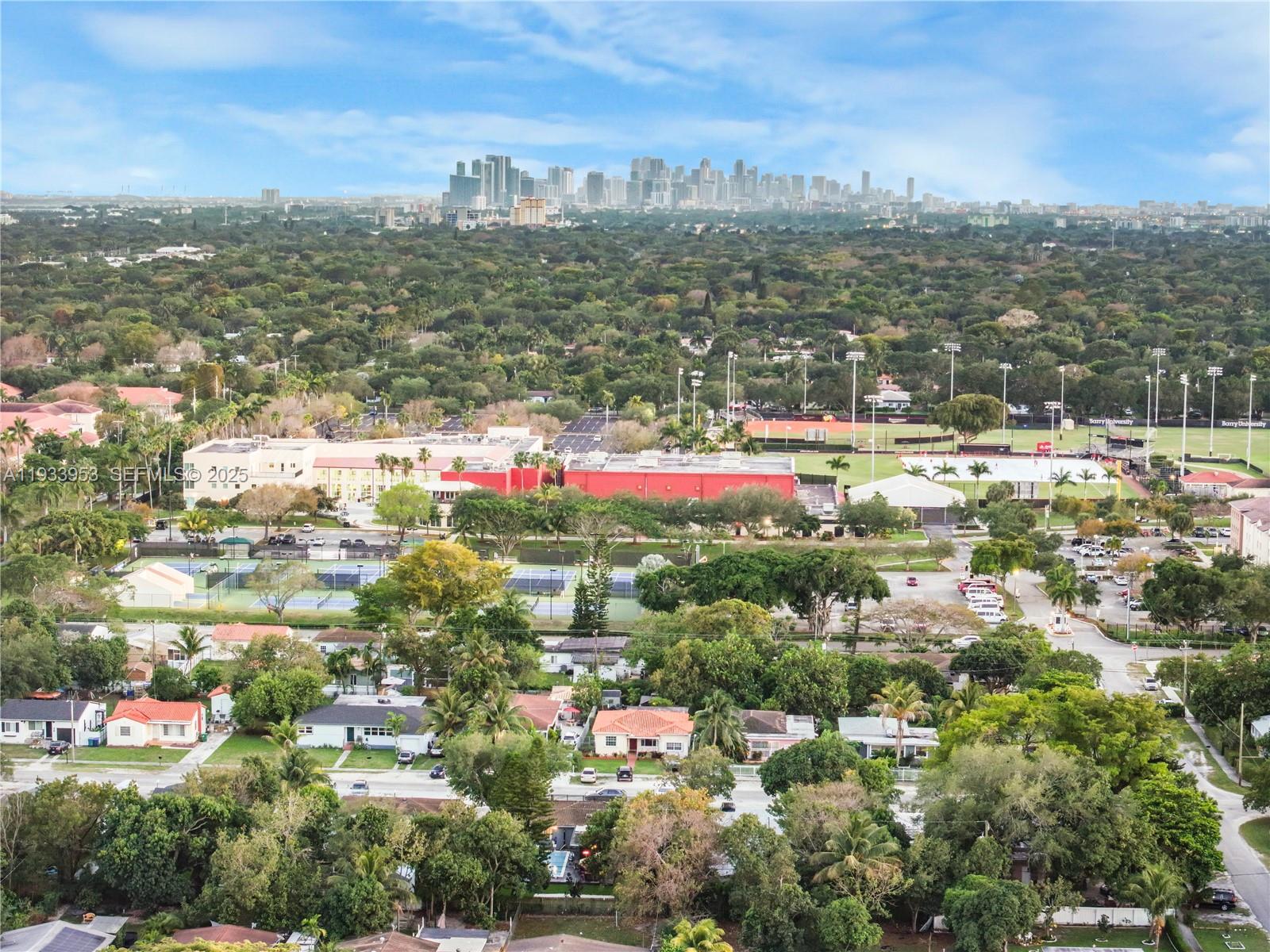 LA PALOMA - Residential