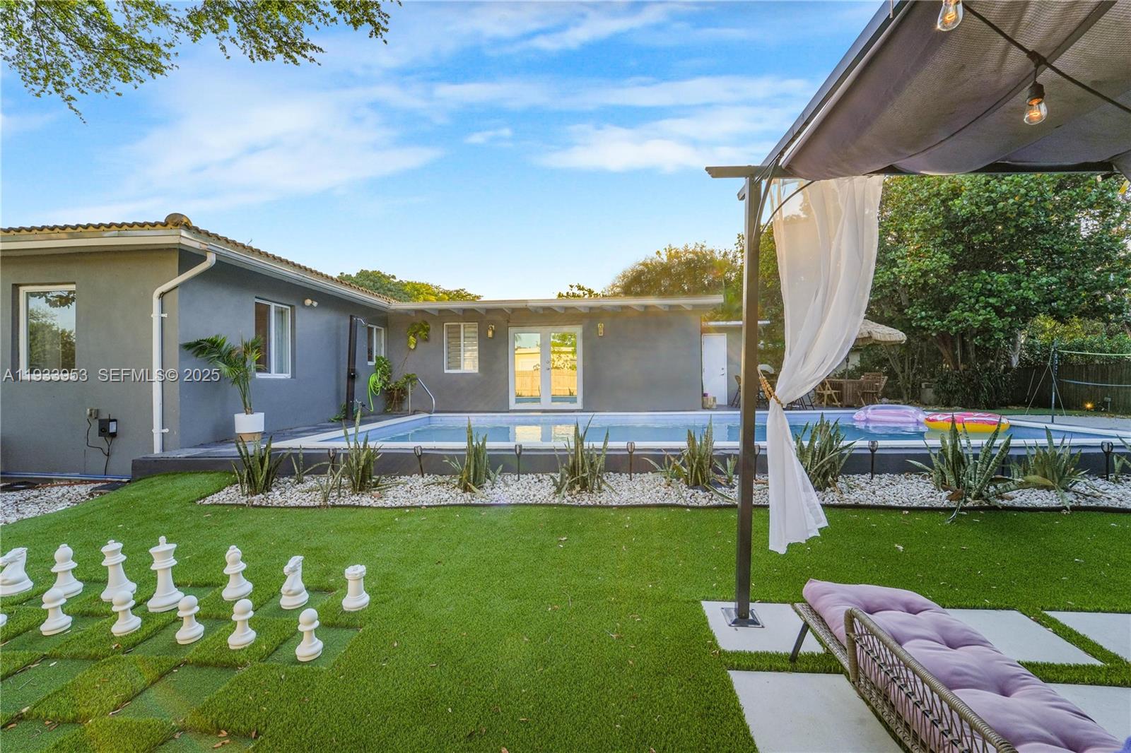 LA PALOMA - Residential