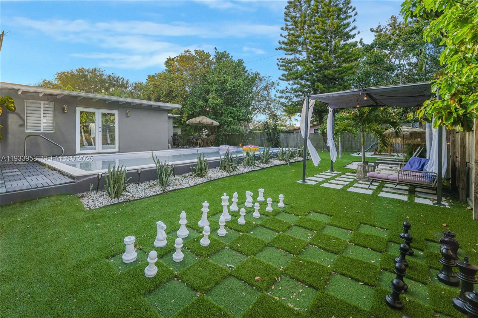 LA PALOMA - Residential