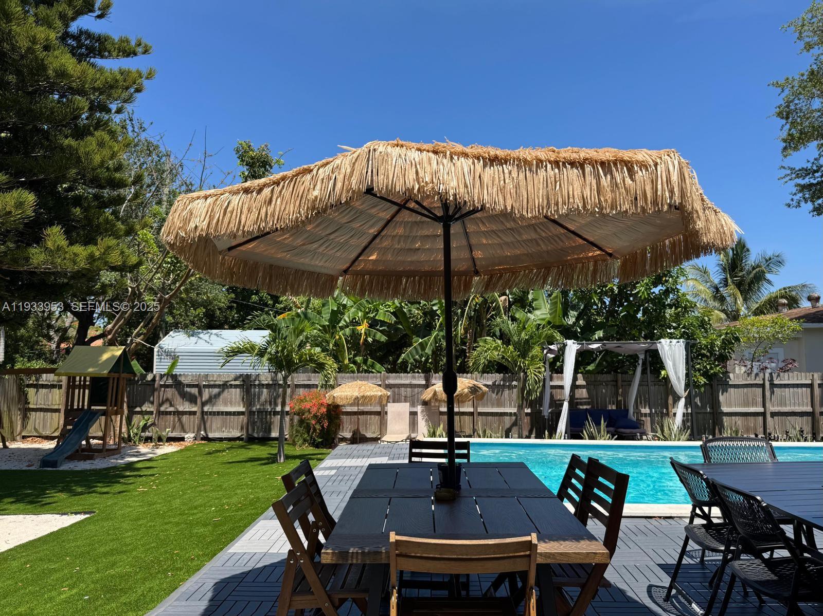 LA PALOMA - Residential