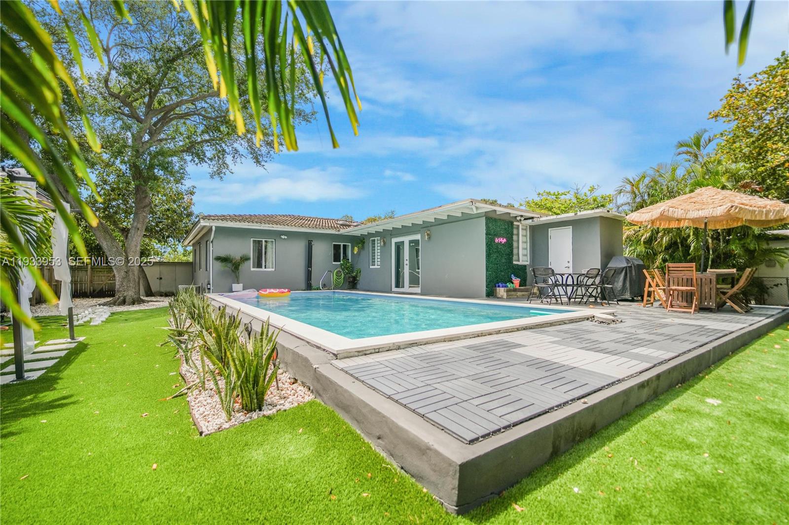 LA PALOMA - Residential