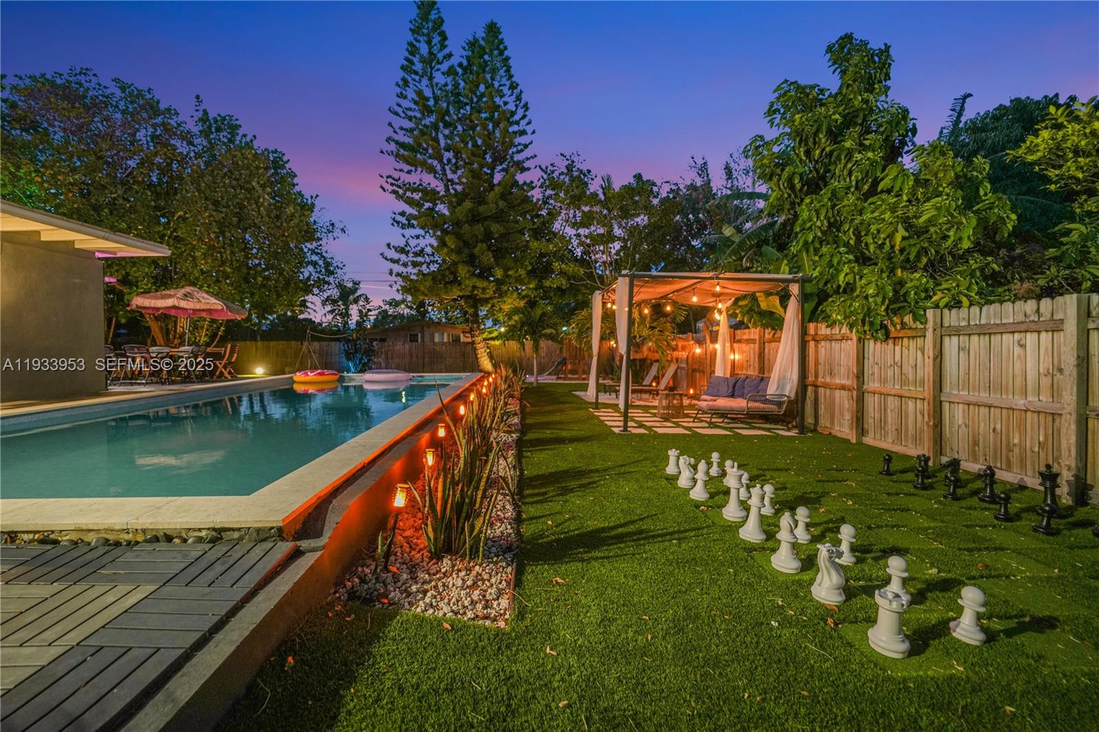 LA PALOMA - Residential