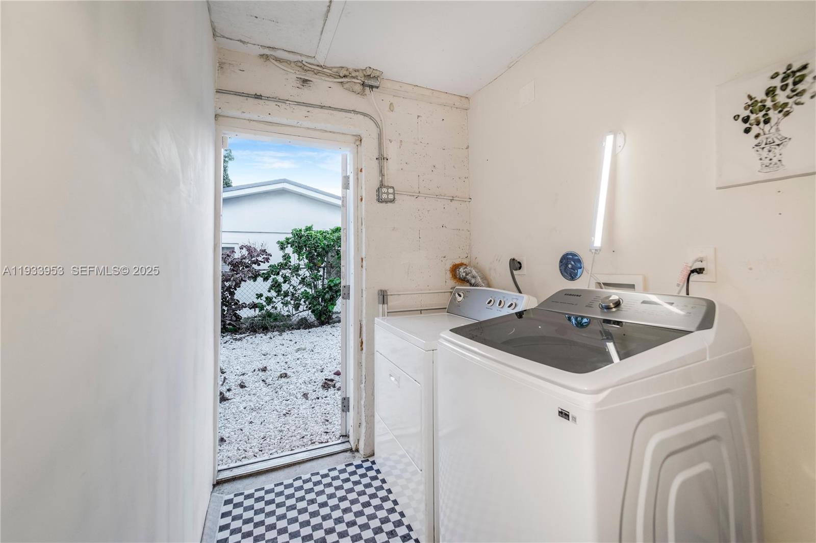 LA PALOMA - Residential