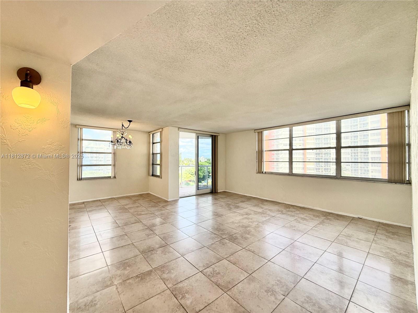 1351 Ne Miami Gardens Dr 626E, Miami, Broward County, Florida - 2 Bedrooms  
2 Bathrooms - 