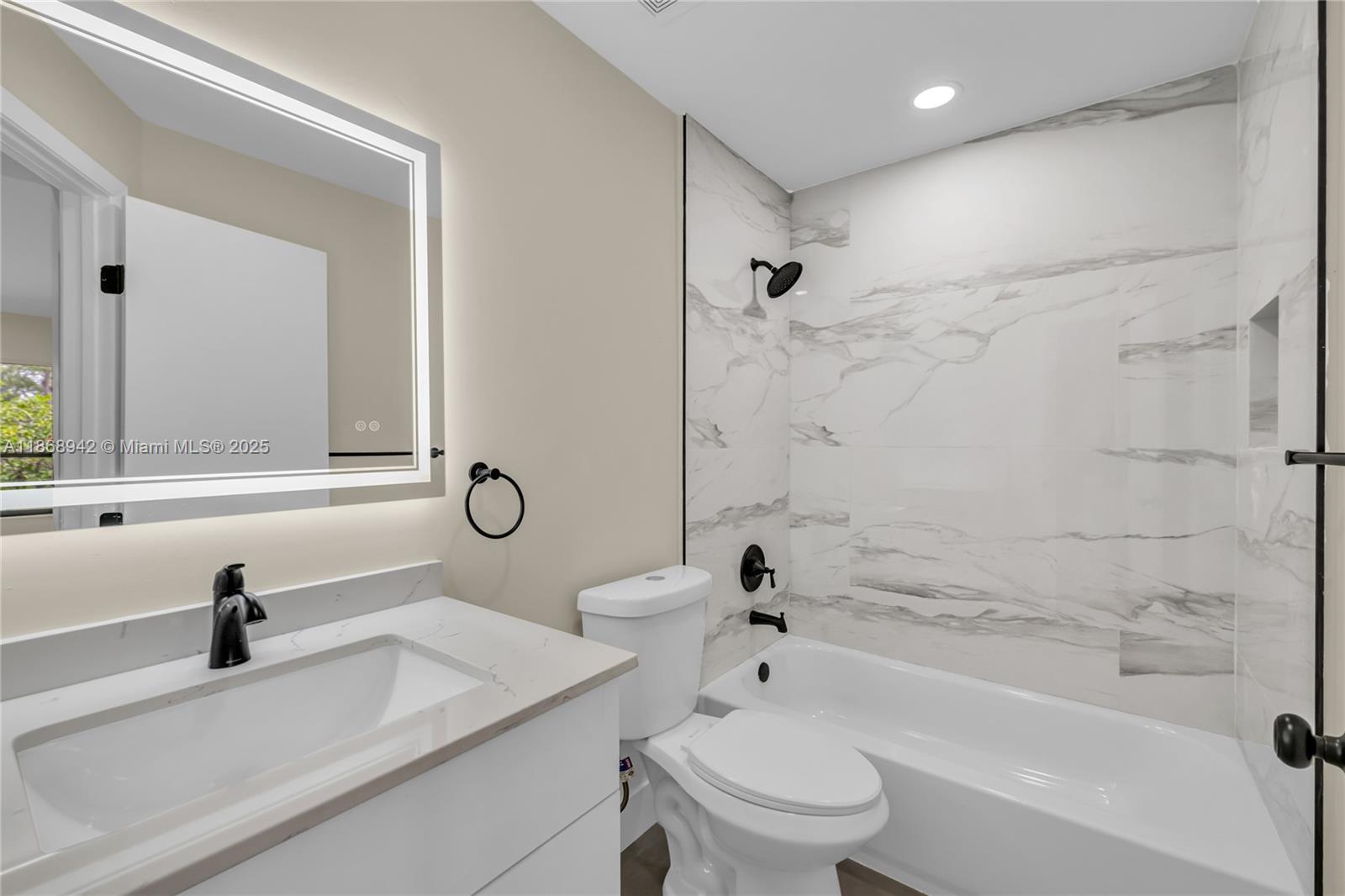 JACARANDA PARCEL 407 - Residential