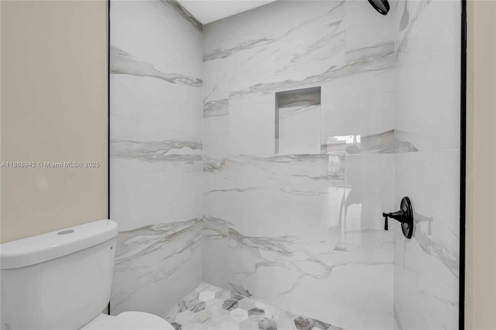 JACARANDA PARCEL 407 - Residential