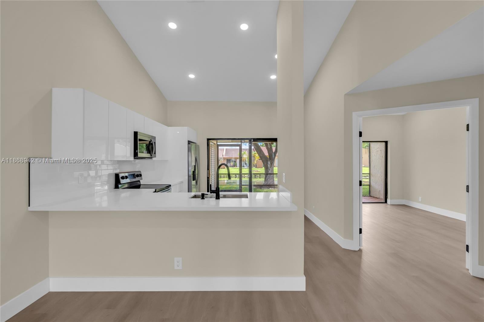 JACARANDA PARCEL 407 - Residential