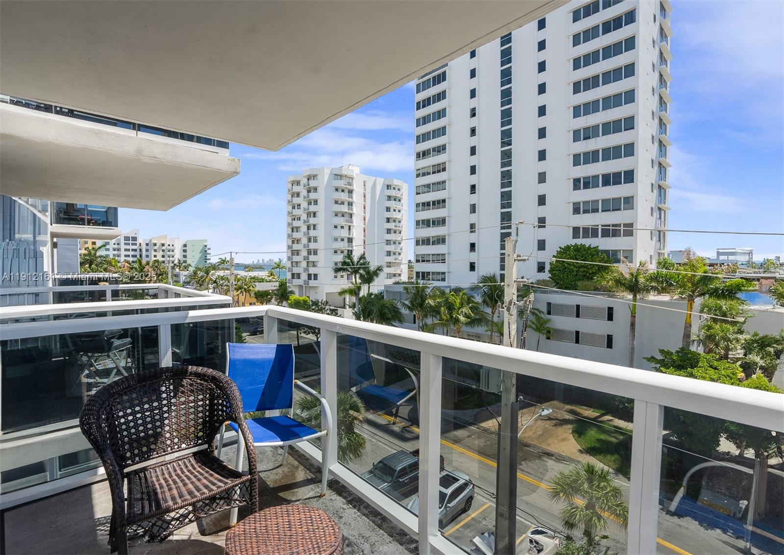 THE ISLANDER CLUB CONDO - Residential