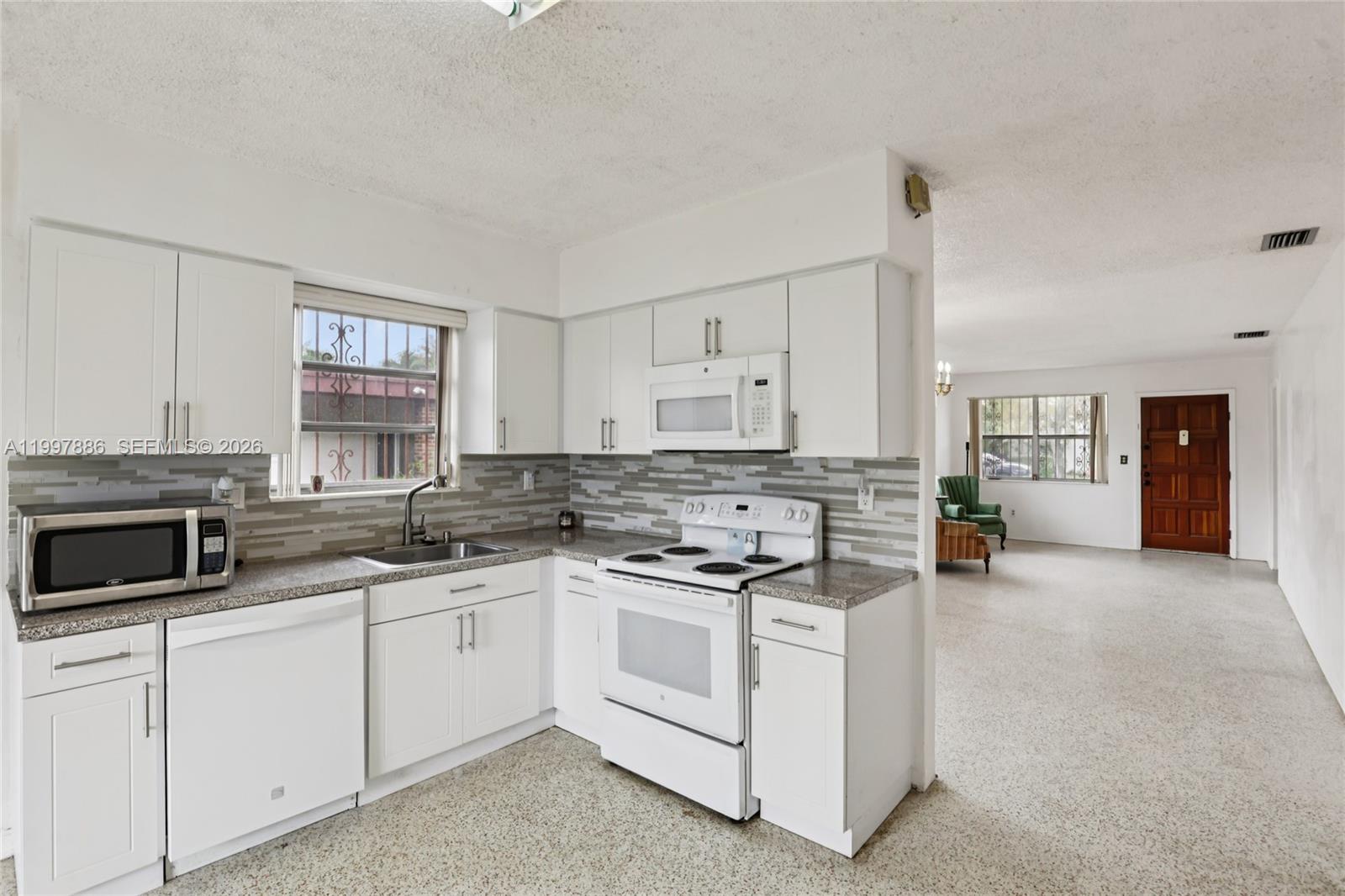 BOWMAN HEIGHTS - Residential