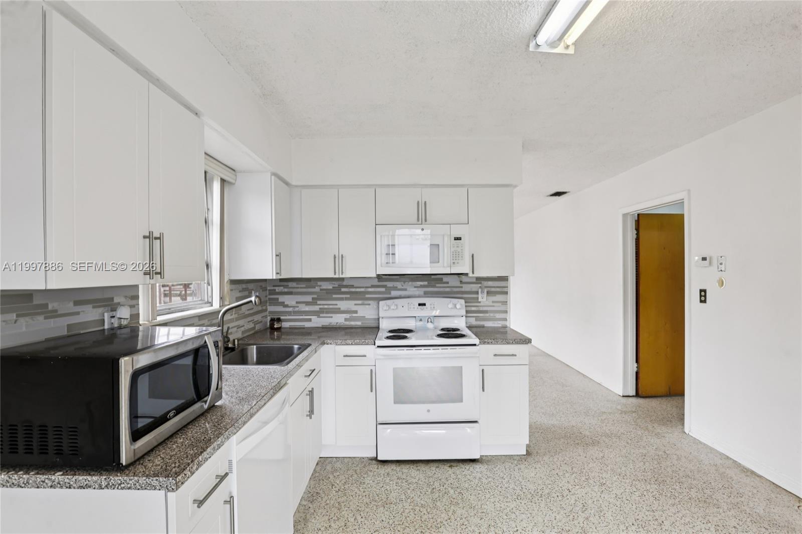 BOWMAN HEIGHTS - Residential