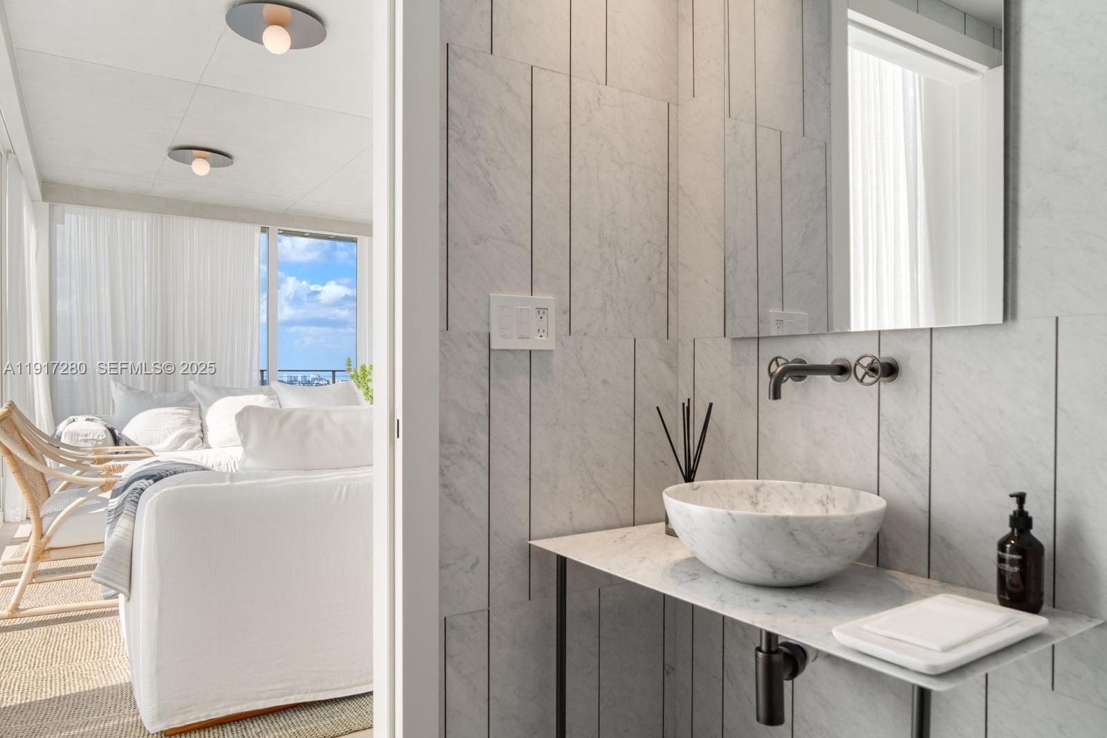 The Ritz-Carlton Resi - Residential Lease