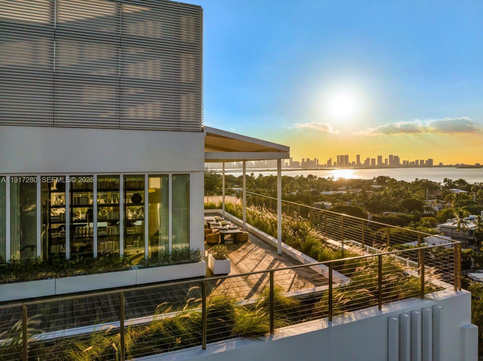 The Ritz-Carlton Resi - Residential Lease