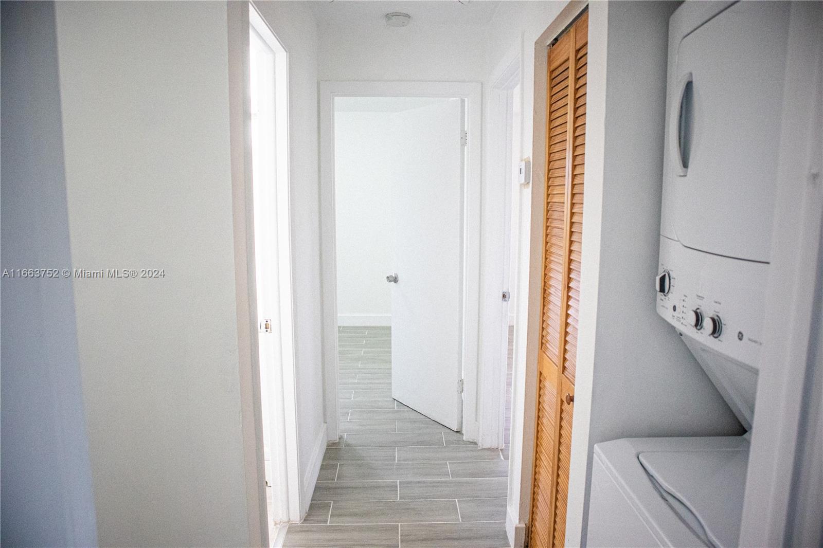 MILLER VILLAS CONDO - Residential