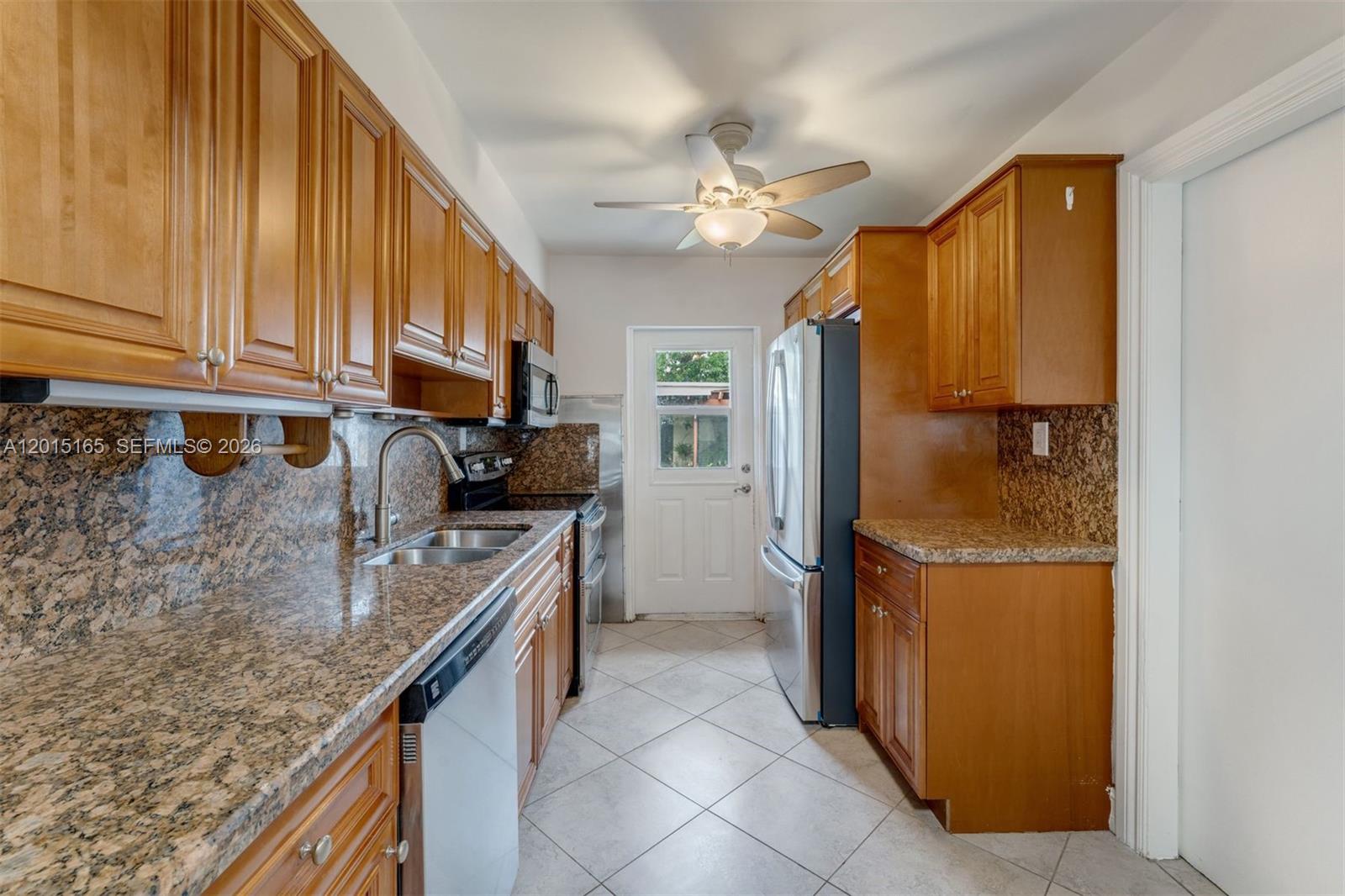 HIALEAH HOMESITES - Residential