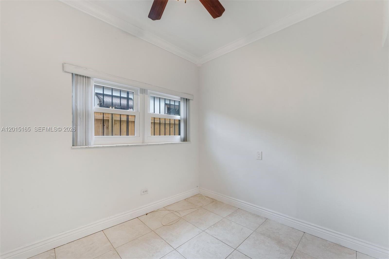 HIALEAH HOMESITES - Residential