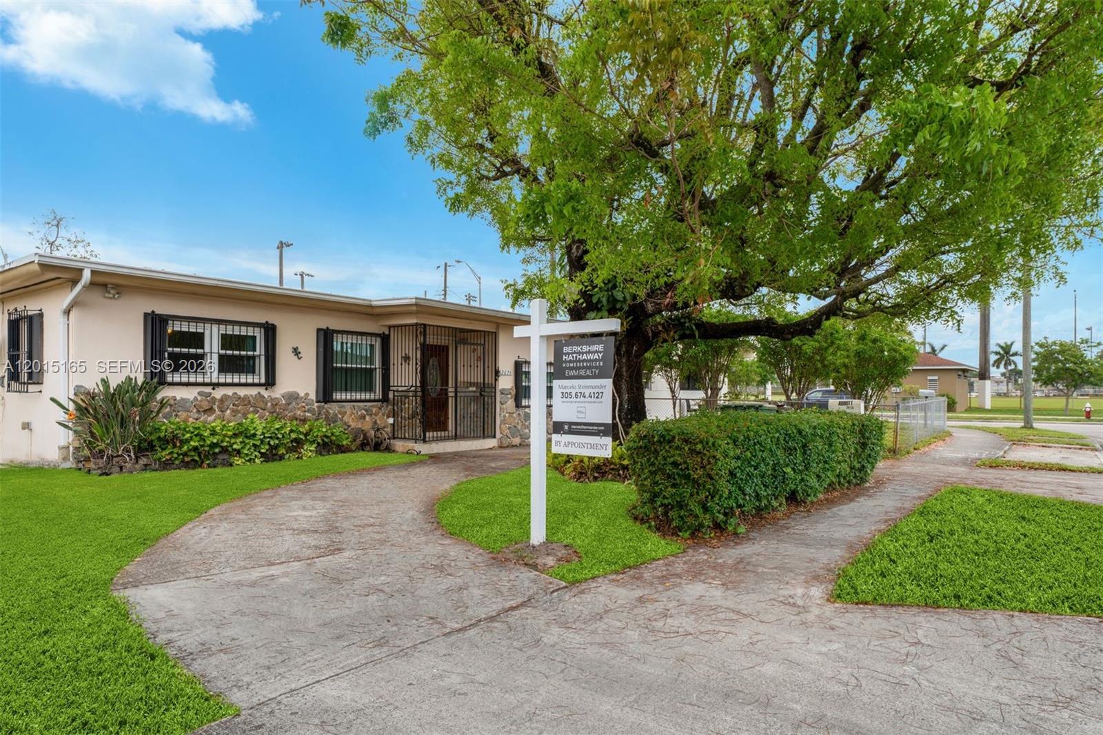 HIALEAH HOMESITES - Residential
