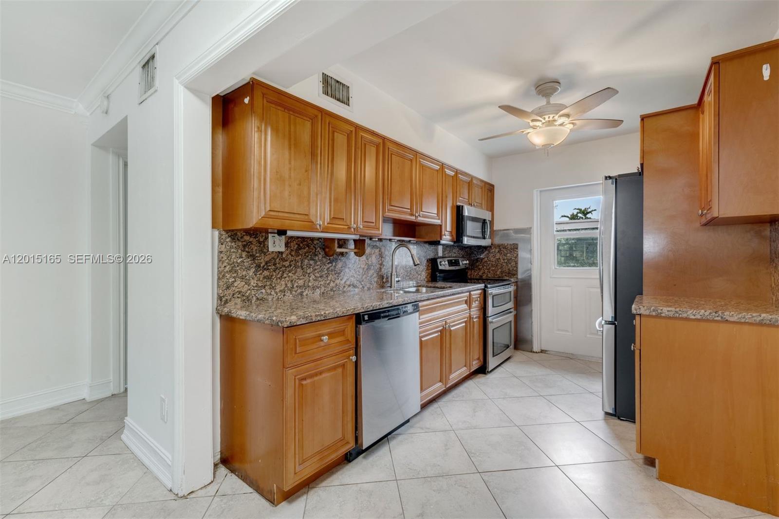 HIALEAH HOMESITES - Residential