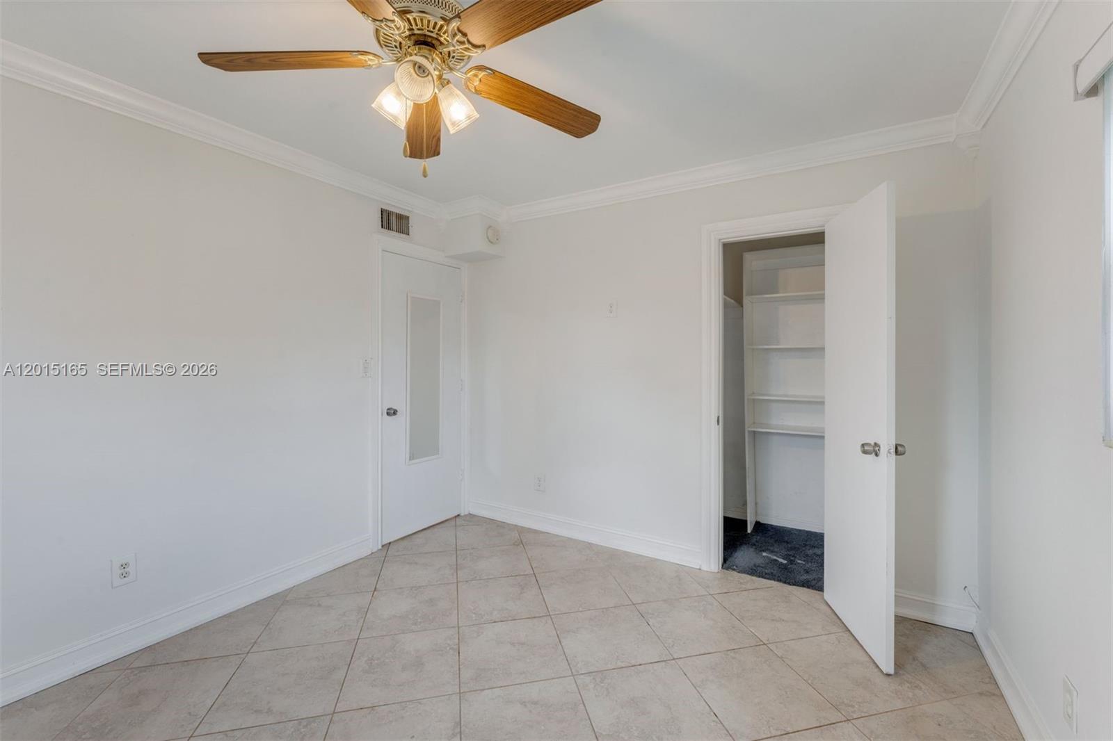 HIALEAH HOMESITES - Residential