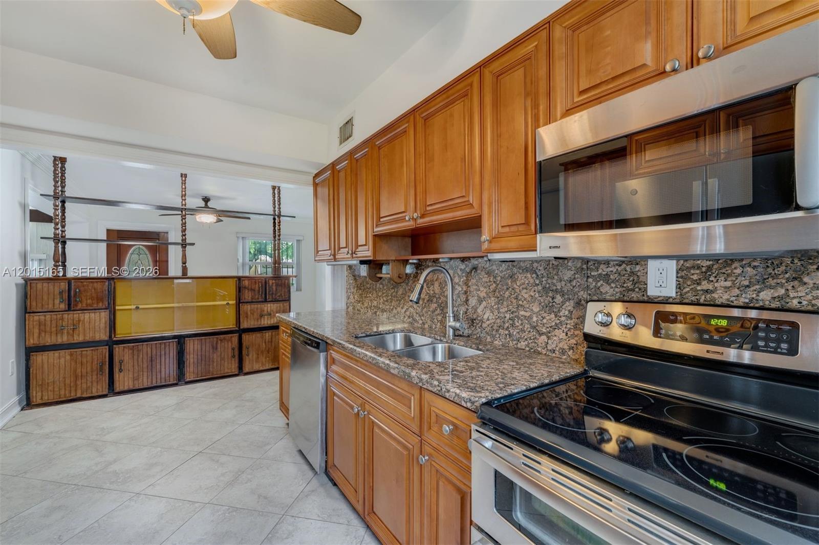 HIALEAH HOMESITES - Residential