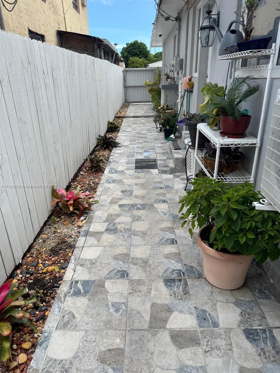 TOWN OF HIALEAH 1 ADDN AM - Residential