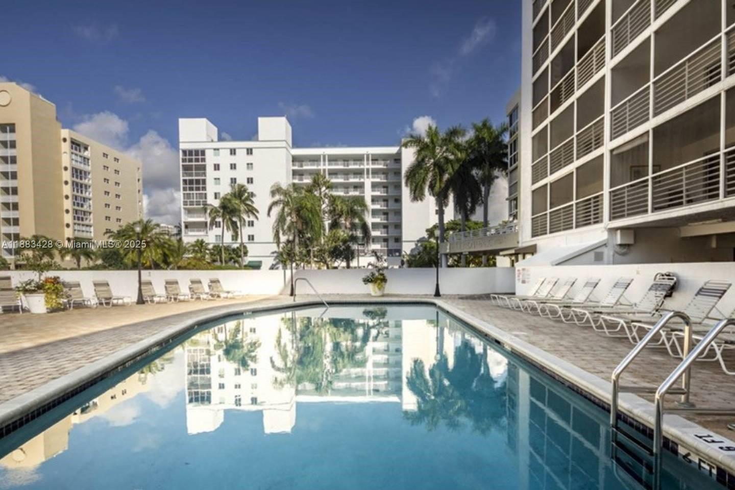 LE FRONTENAC CONDO - Residential