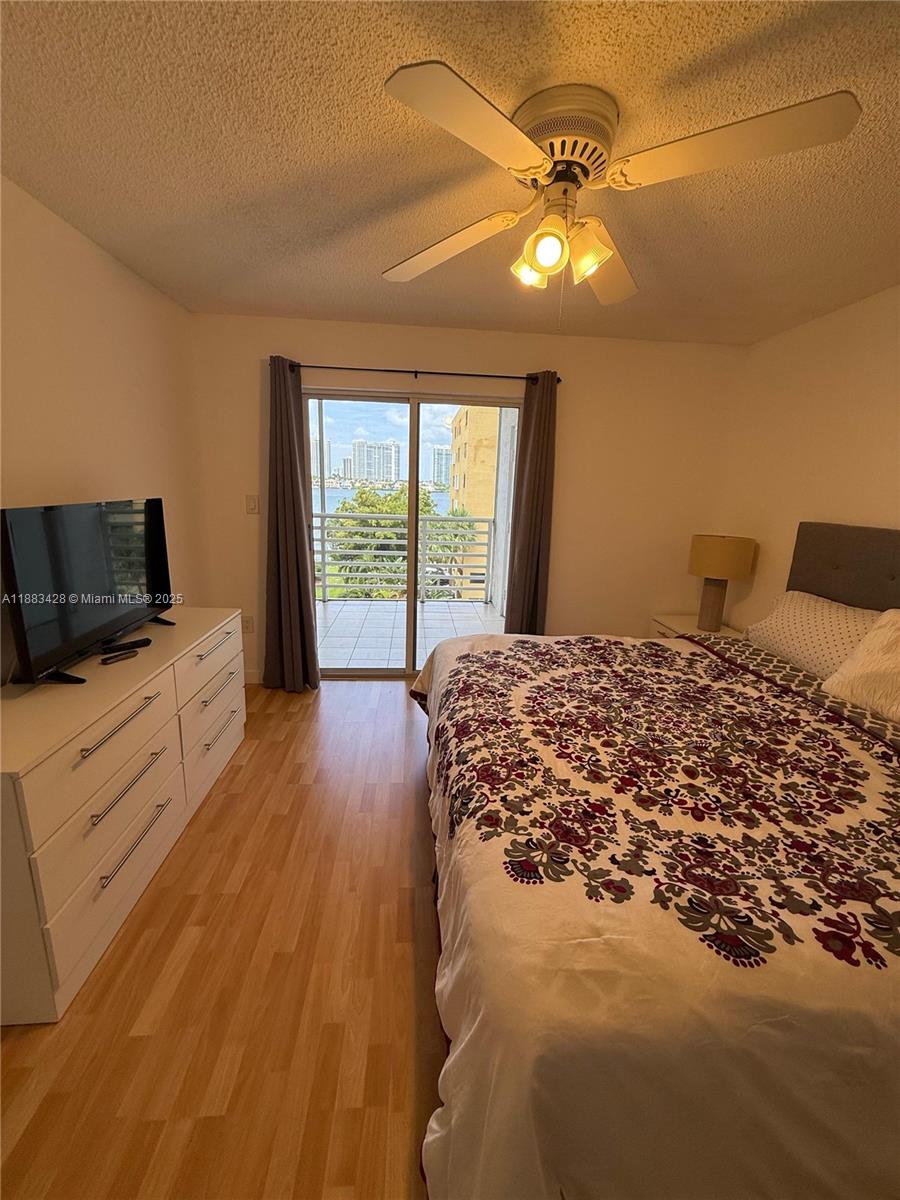 LE FRONTENAC CONDO - Residential