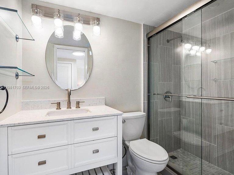 ISLAND HOUSE EAST CONDO - Residential