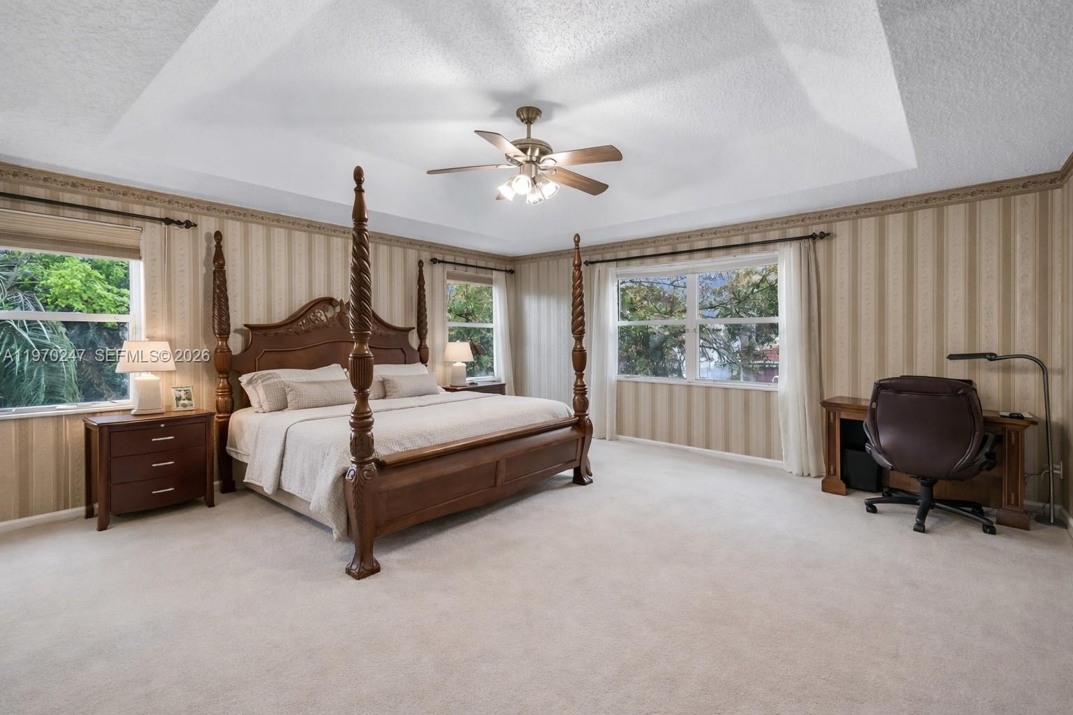 SYMPHONY BAY - Residential