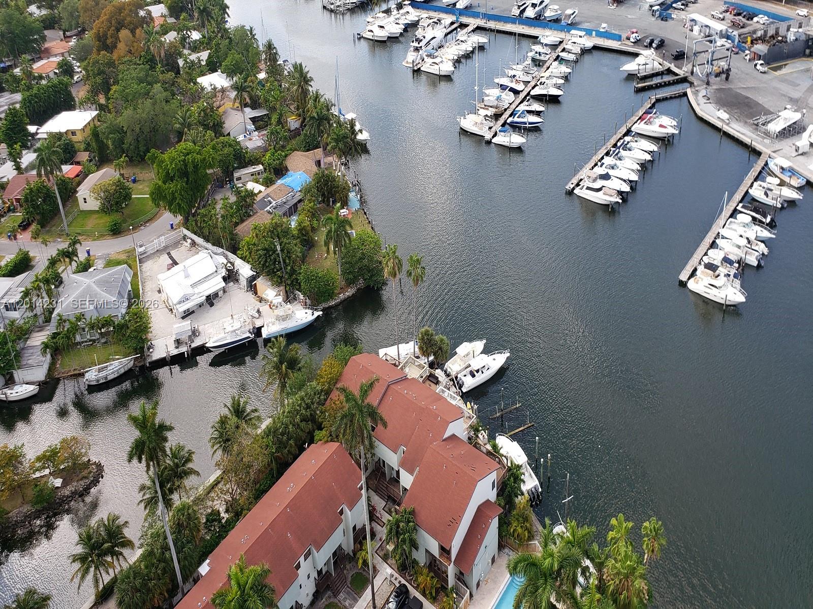 TERRAZAS RIVERPARK VILLAG - Residential Lease