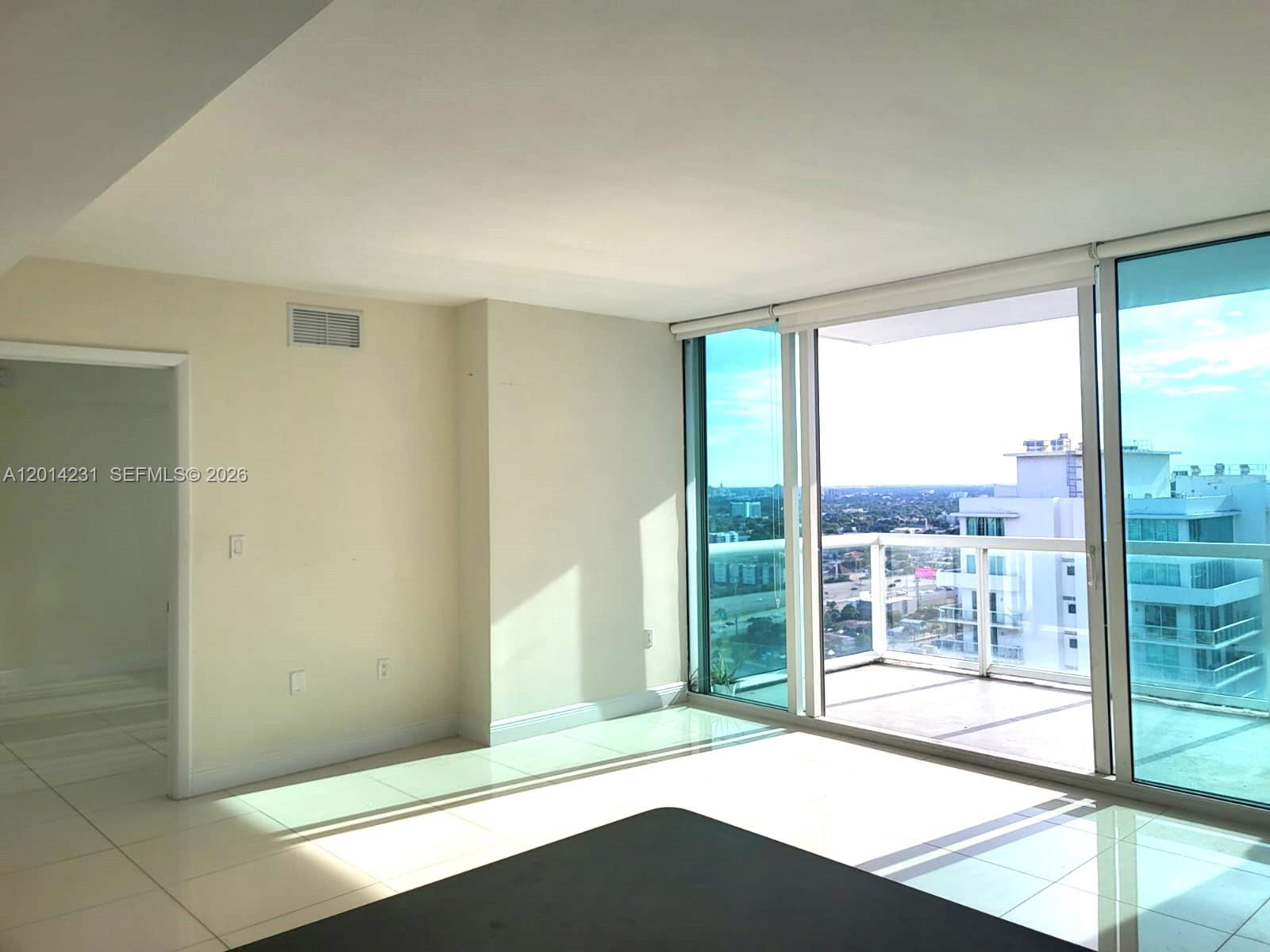 TERRAZAS RIVERPARK VILLAG - Residential Lease