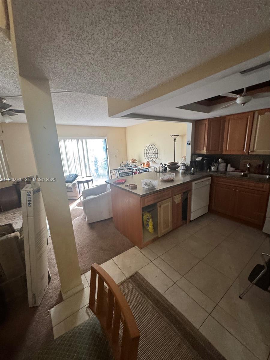 2548 N 38th Ave C-23