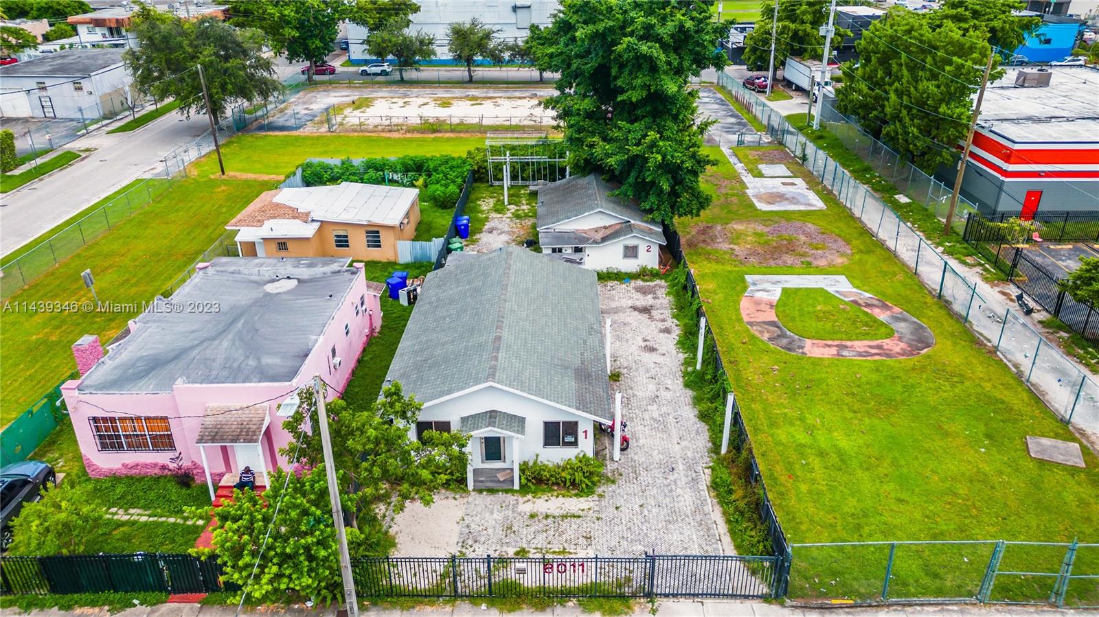 LITTLE RIVER GARDENS - Residential Income