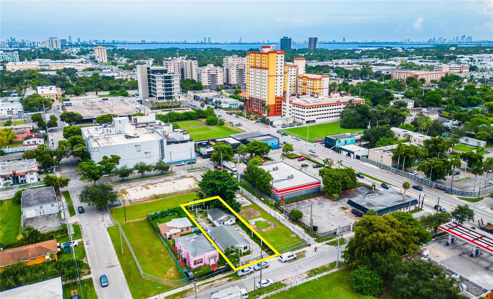 LITTLE RIVER GARDENS - Residential Income