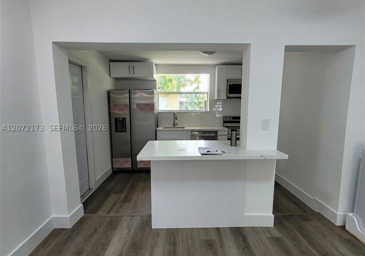 1245 NW 126th St, North Miami FL 33167